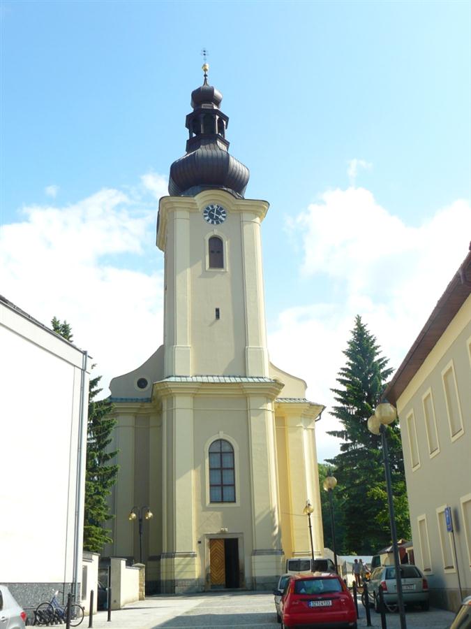 KOSTEL VŠECH SVATÝCH ROŽNOV P. R.
