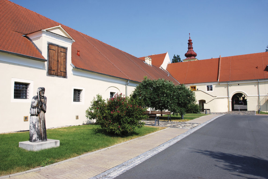 DOBROVICKÁ MUZEA