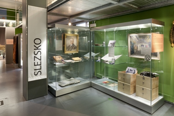 SLEZSKÉ ZEMSKÉ MUZEUM V OPAVĚ - HISTORICKÁ VÝSTAVNÍ BUDOVA