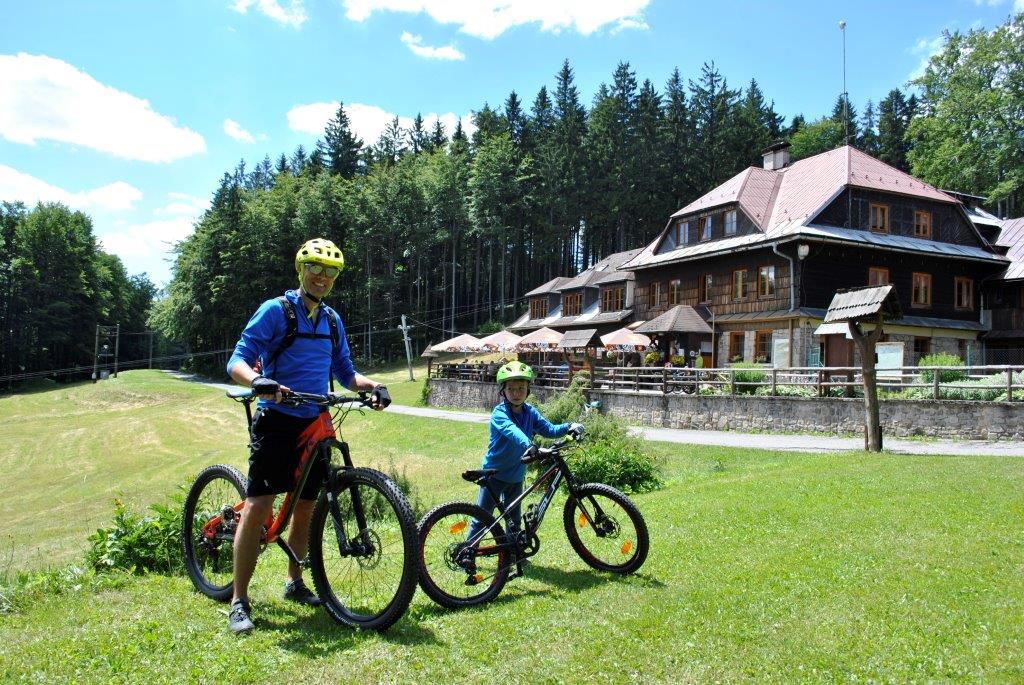 HORSKÝ HOTEL VSACKÝ CÁB VSETÍN