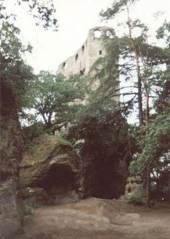 Zcenina hradu Valeov