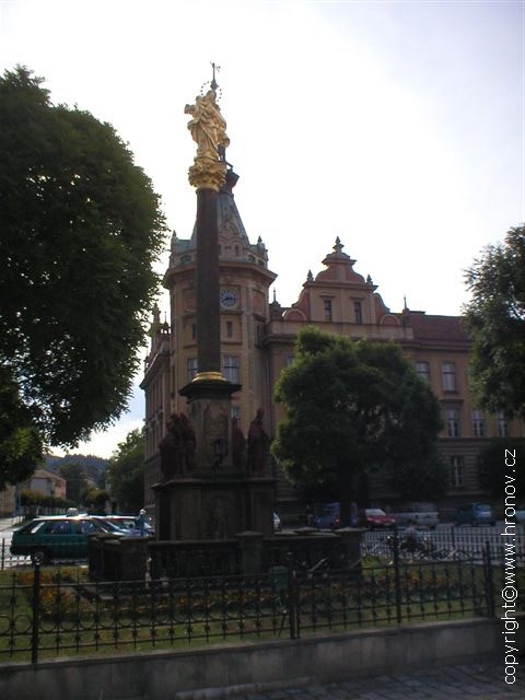 MARIÁNSKÉ BAROKNÍ SOUSOŠÍ V HRONOVĚ
