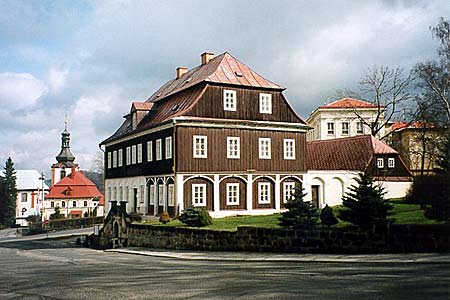 Sklsk muzeum v Kamenickm enov