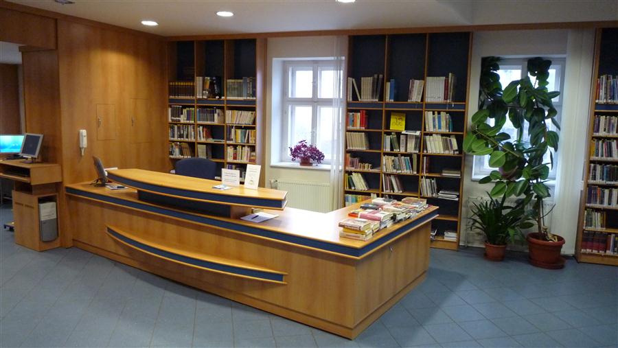 MĚSTSKÁ KNIHOVNA V BRUŠPERKU